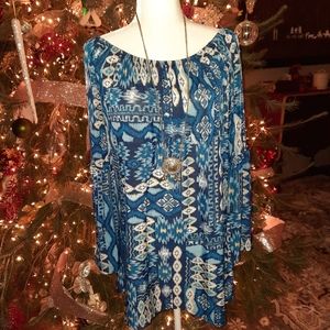 Women's West loop top blue color boho